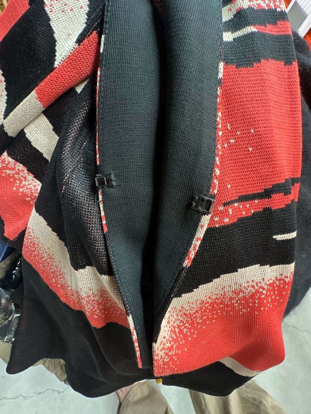 Ming Wang Coral Black and White Knit Jacket Cardigan with Hook and Eye Closures